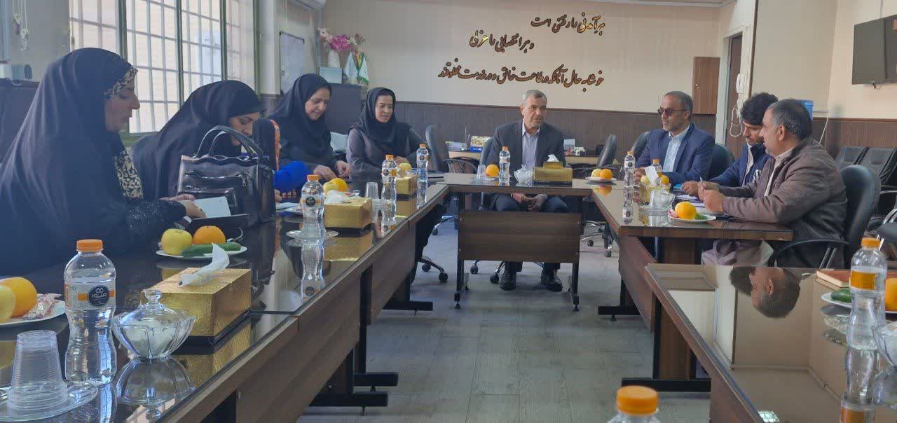 بازدید مدیران سیستان و بلوچستان از مدرسه