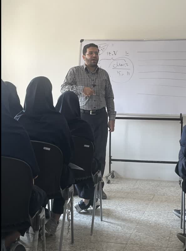 جلسه مشاوره گروهی دانش آموزان پایه دهم